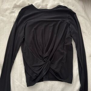 Lululemon twist top
